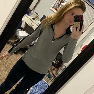 Grey sweatshirt